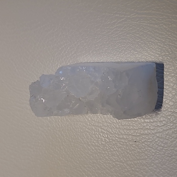 3/$27 Druzy quartz geode slice - Picture 1 of 5